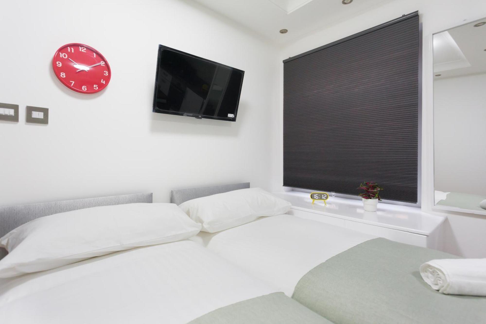 Eurostar Budget Rooms - Next To Kings Cross & Eurostar Train Station London Exterior foto